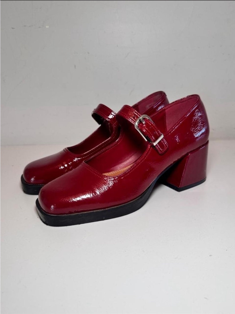 Steve Madden Red Lisbon Mary Jane’s - Picture 3 of 8